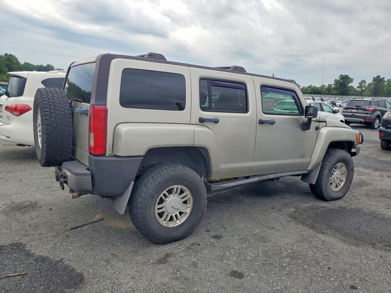 2007 Hummer H3 Серый vin: 5GTDN13E778114047