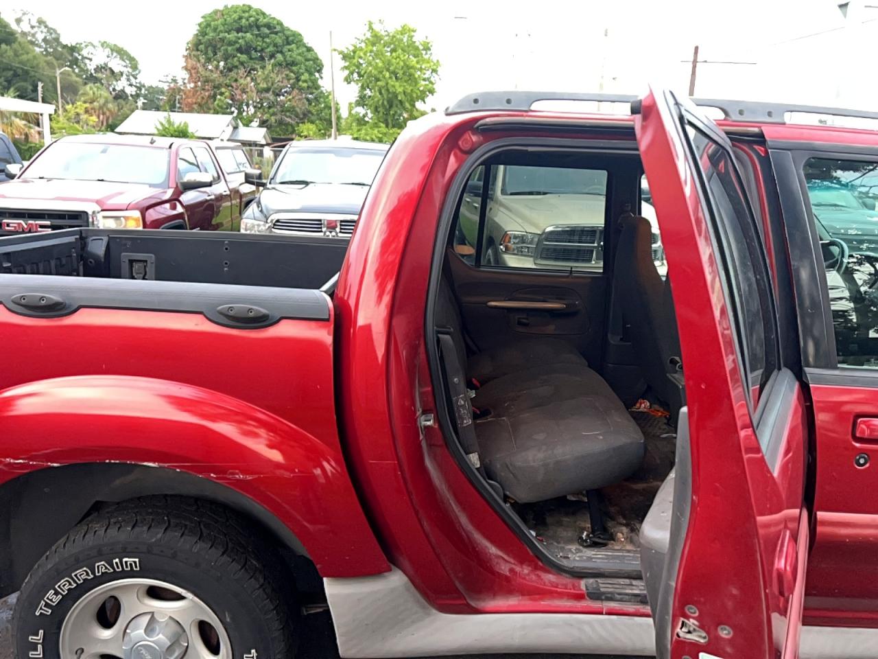 2002 Ford Explorer Sport Trac Red vin: 1FMZU67E82UD54730