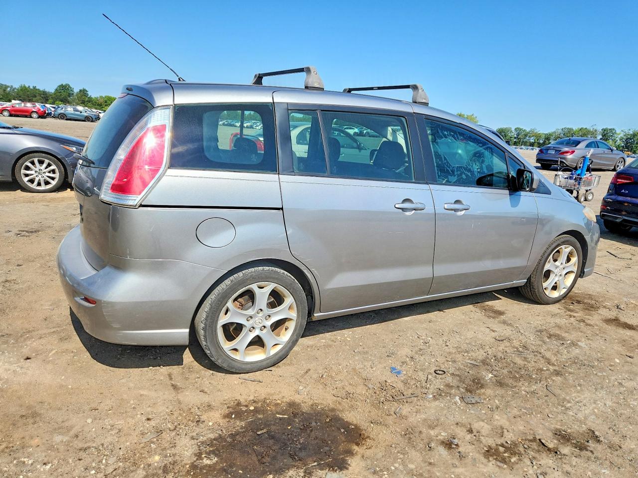 2010 Mazda 5 Серебряный vin: JM1CR2W31A0388633