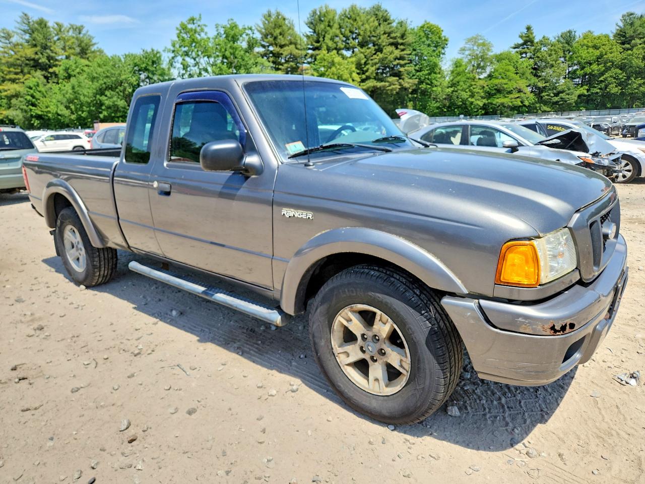 2005 Ford Ranger Super Cab Gray vin: 1FTZR45E85PA16907