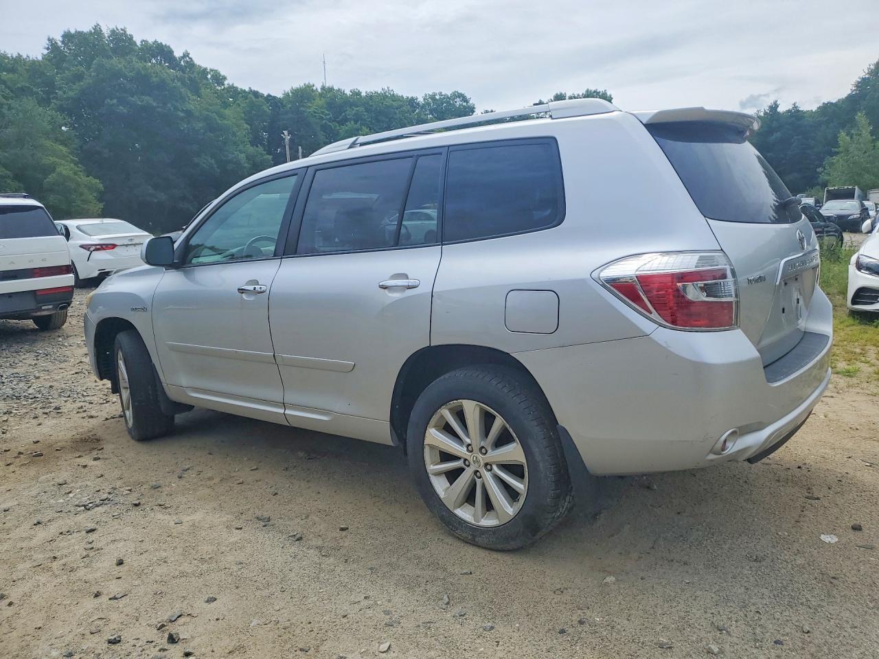 2009 Toyota Highlander Hybrid Silver vin: JTEEW41A492026567