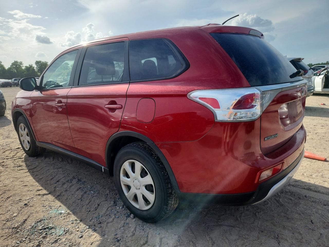 2015 Mitsubishi Outlander Es Red vin: JA4AD2A31FZ003694