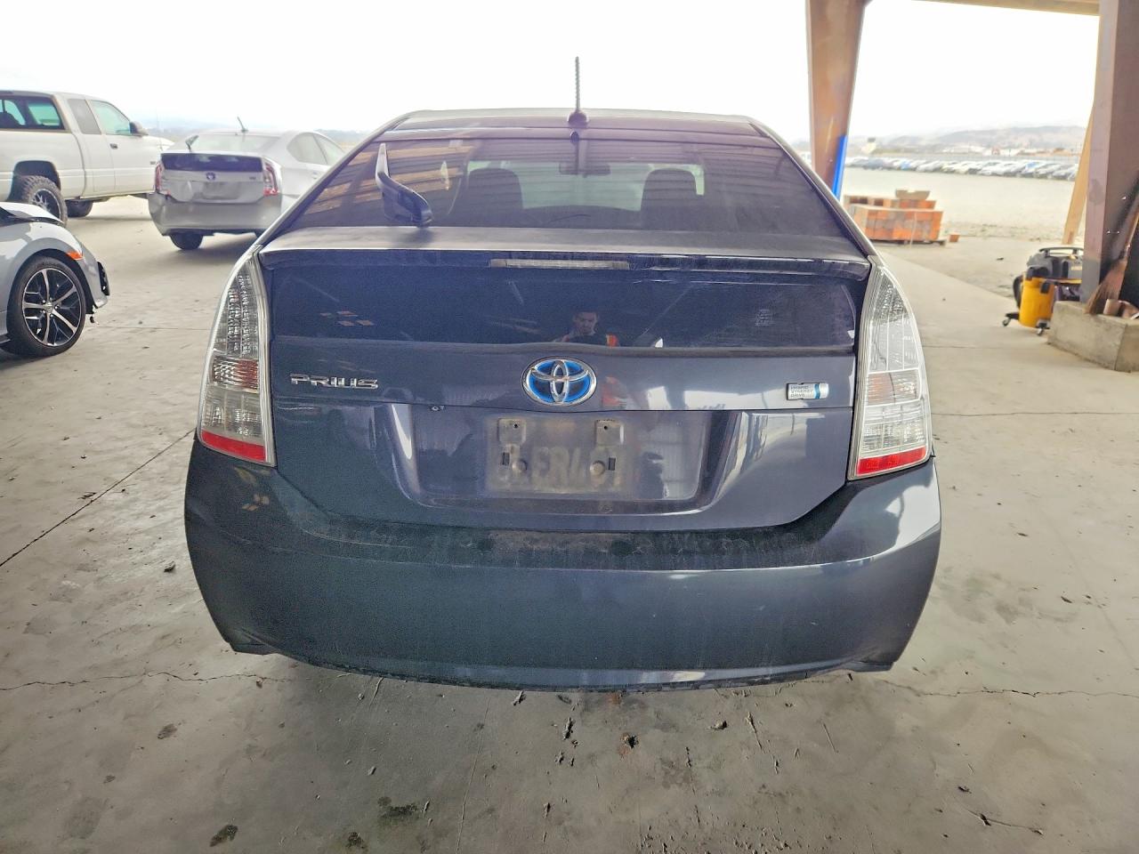 2010 Toyota Prius Iii Gray vin: JTDKN3DU6A0146574