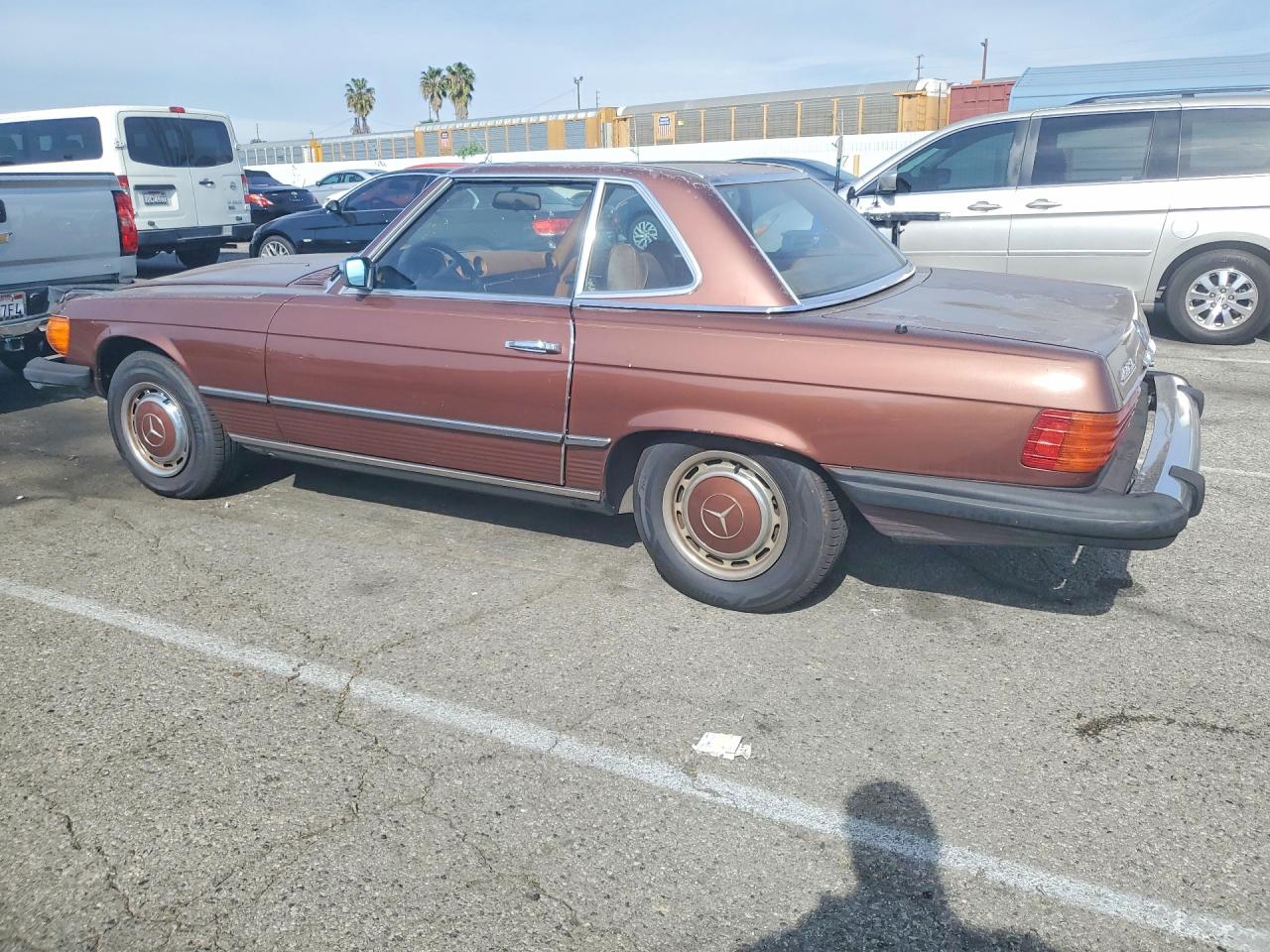 1977 Mercedes Benz 450 Коричневый vin: 10704412035605