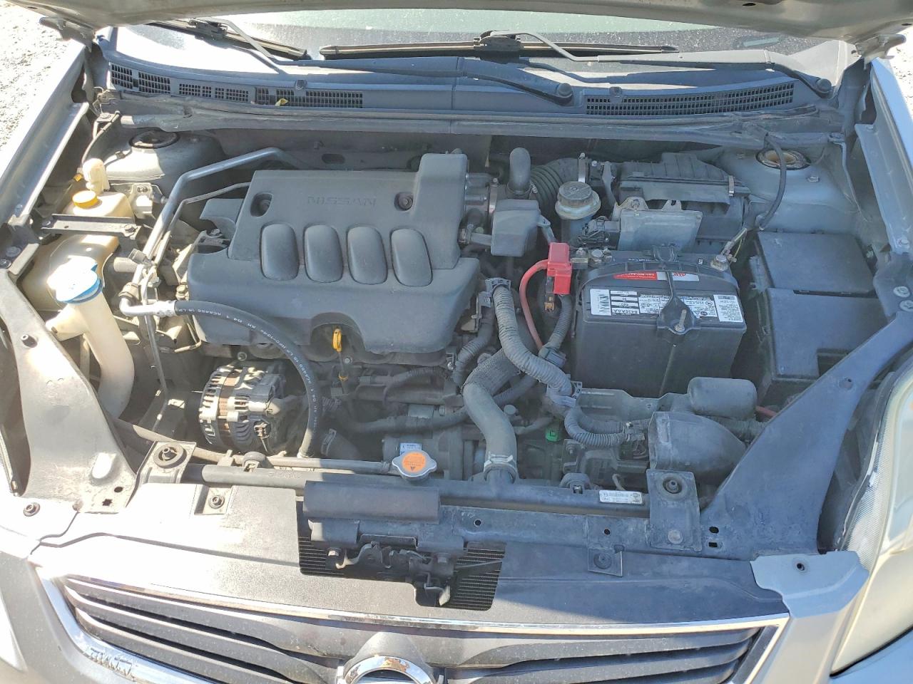 2012 Nissan Sentra 2.0 Серебряный vin: 3N1AB6AP8CL647561