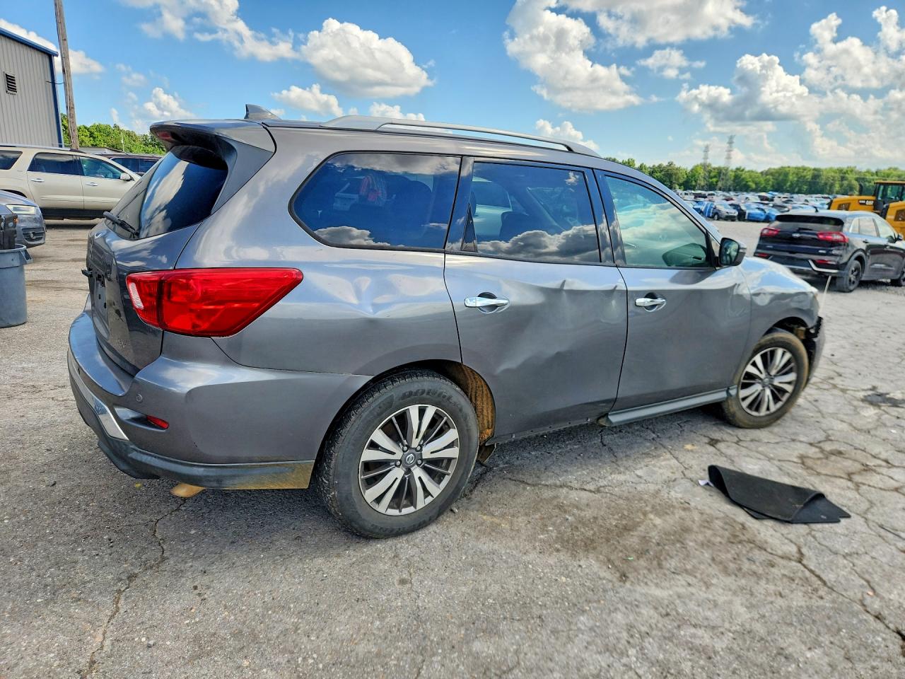 2019 Nissan Pathfinder Sv Gray vin: 5N1DR2MN8KC627566
