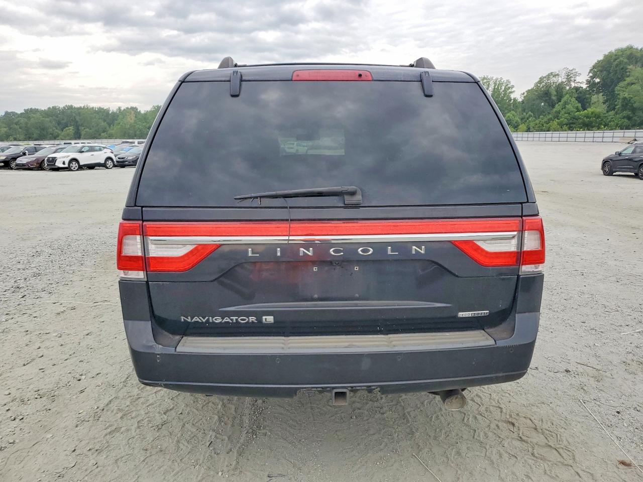 2015 Lincoln Navigator L Black vin: 5LMJJ3HT2FEJ02938