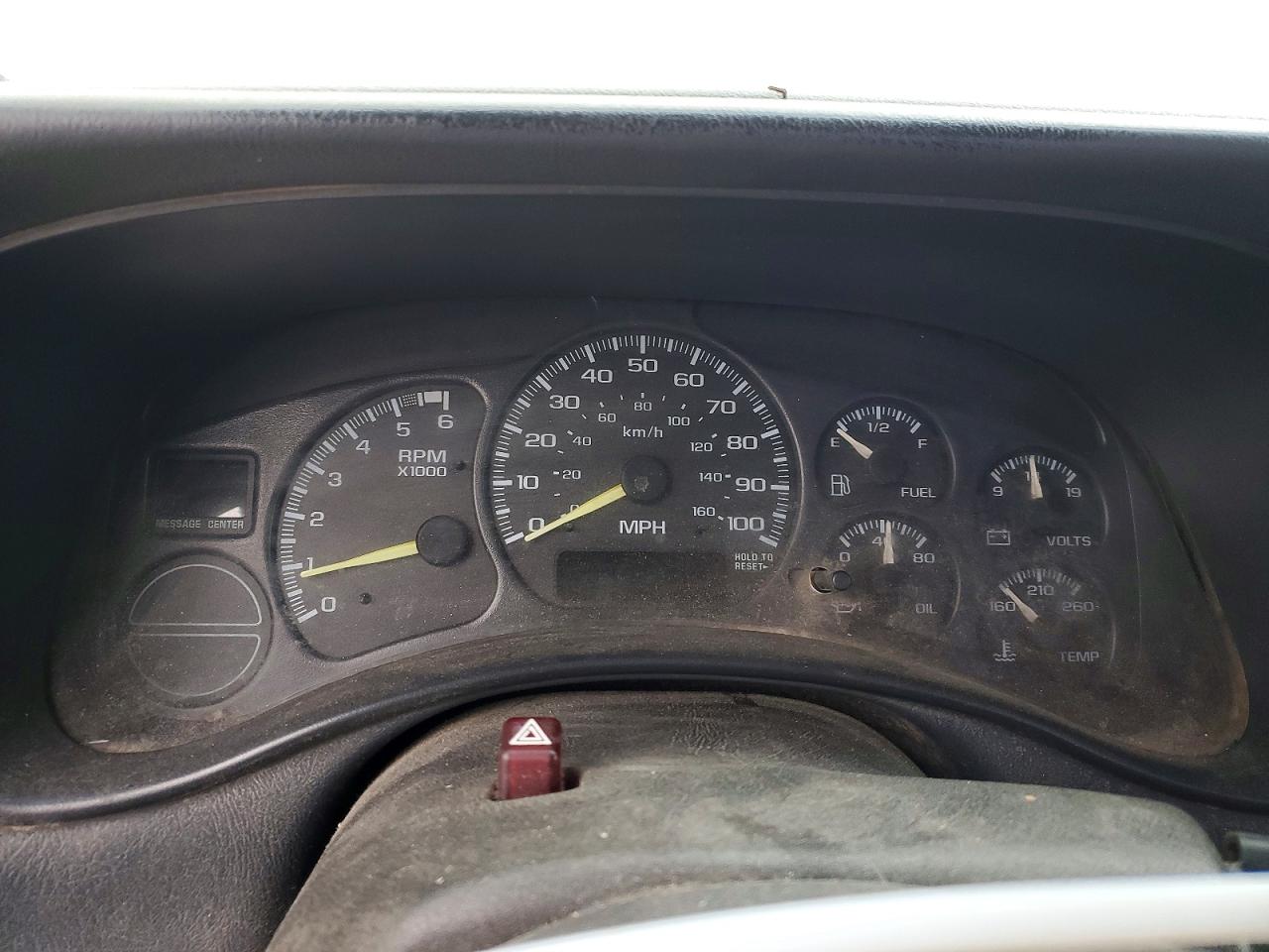 2000 Gmc New Sierra C1500 Two Tone vin: 1GTEC14W8YZ293915