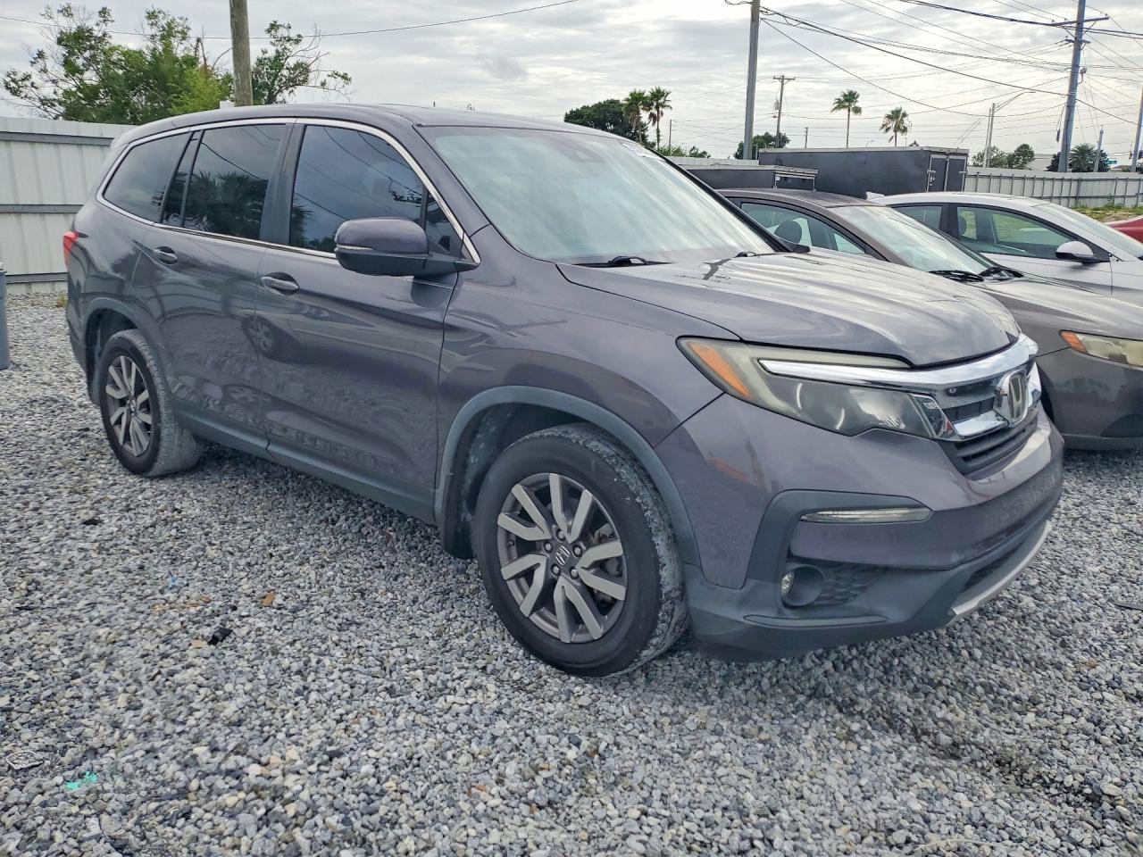 2019 Honda Pilot Exl Gray vin: 5FNYF5H50KB013382