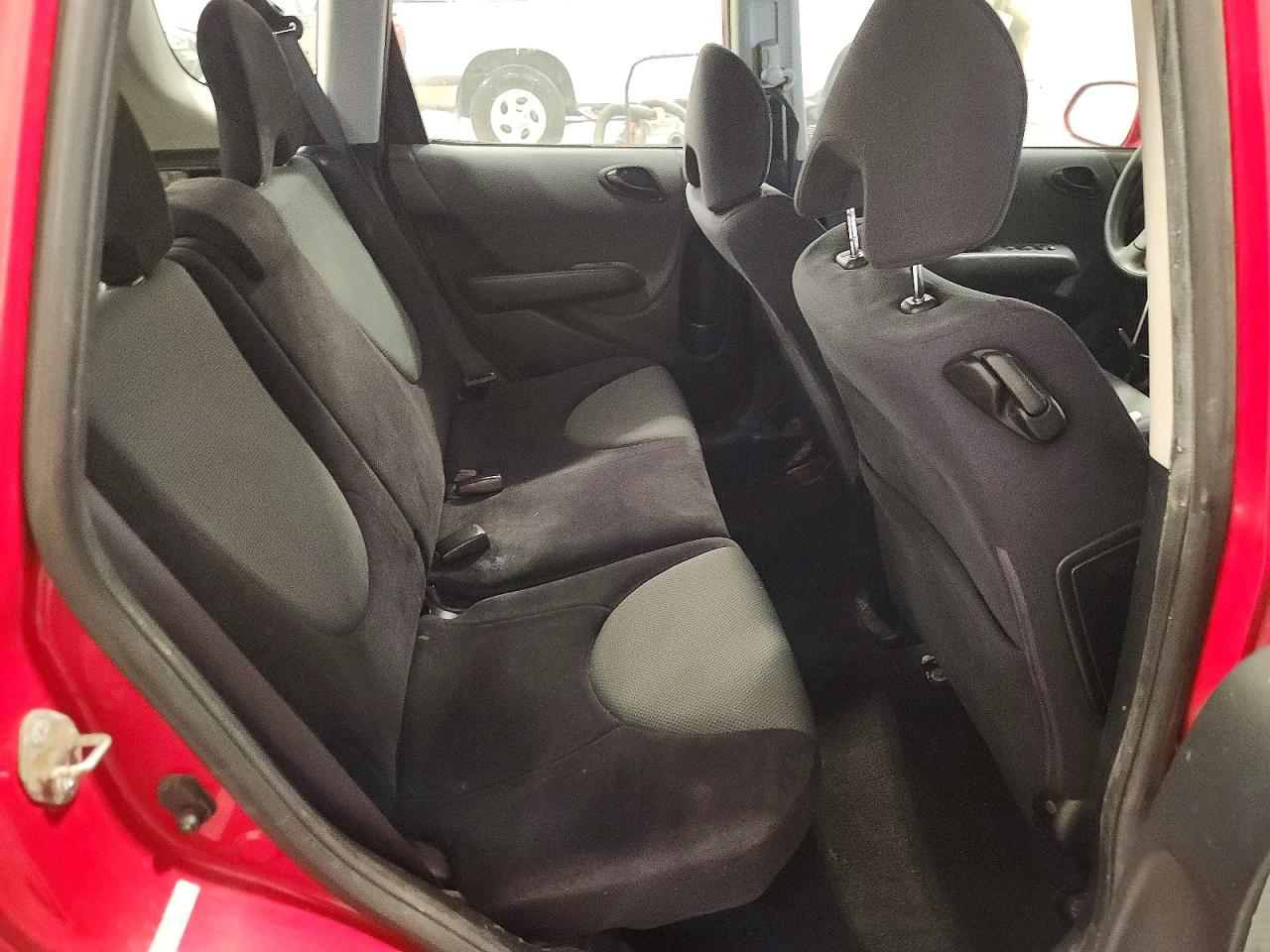 2008 Honda Fit Red vin: JHMGD38408S067014