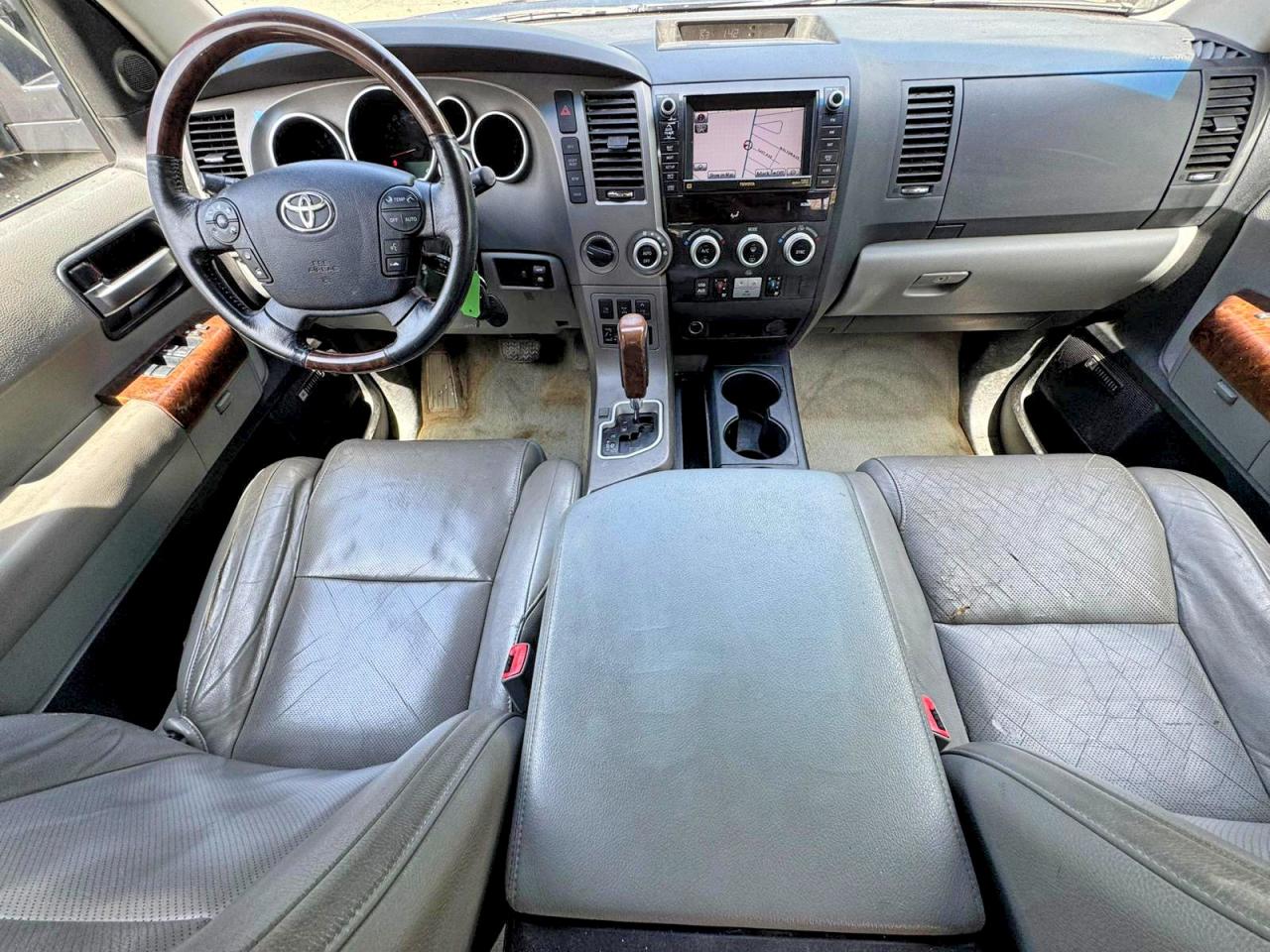 2010 Toyota Sequoia Platinum Blue vin: 5TDDY5G18AS033686