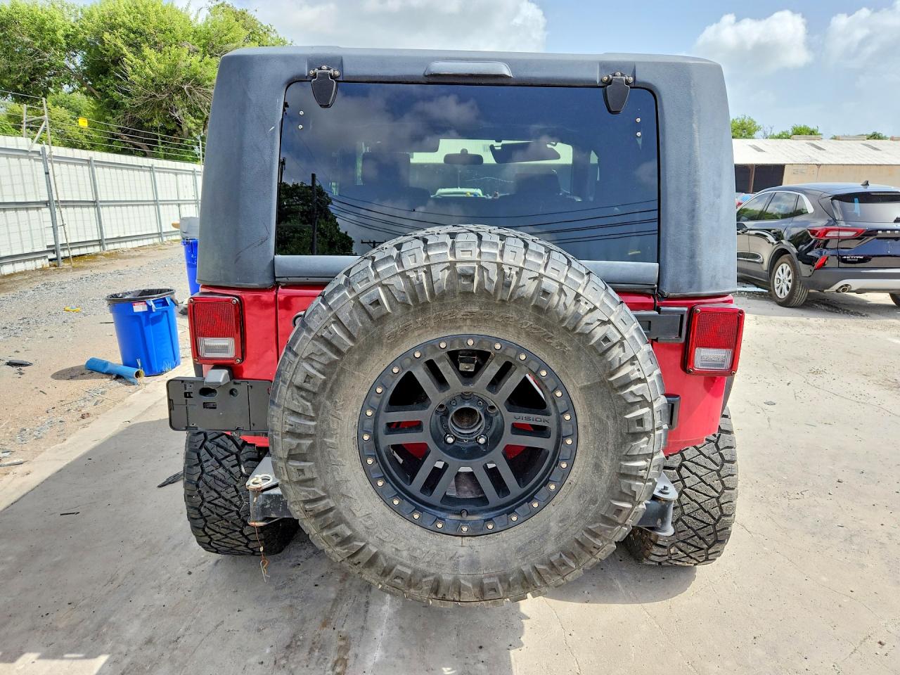 2008 Jeep Wrangler X Red vin: 1J4FA24158L624371