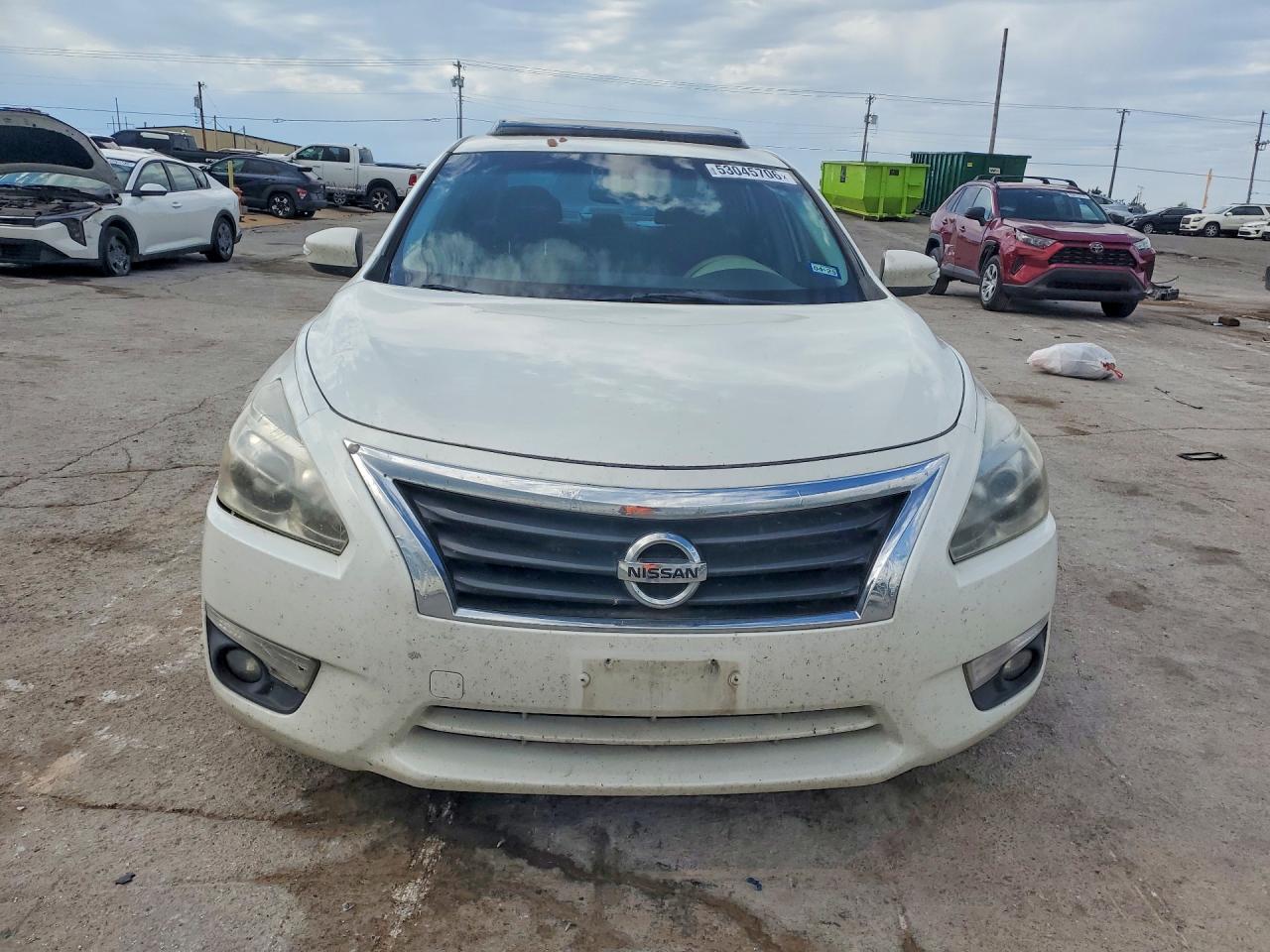 2013 Nissan Altima 2.5 White vin: 1N4AL3AP0DN564948