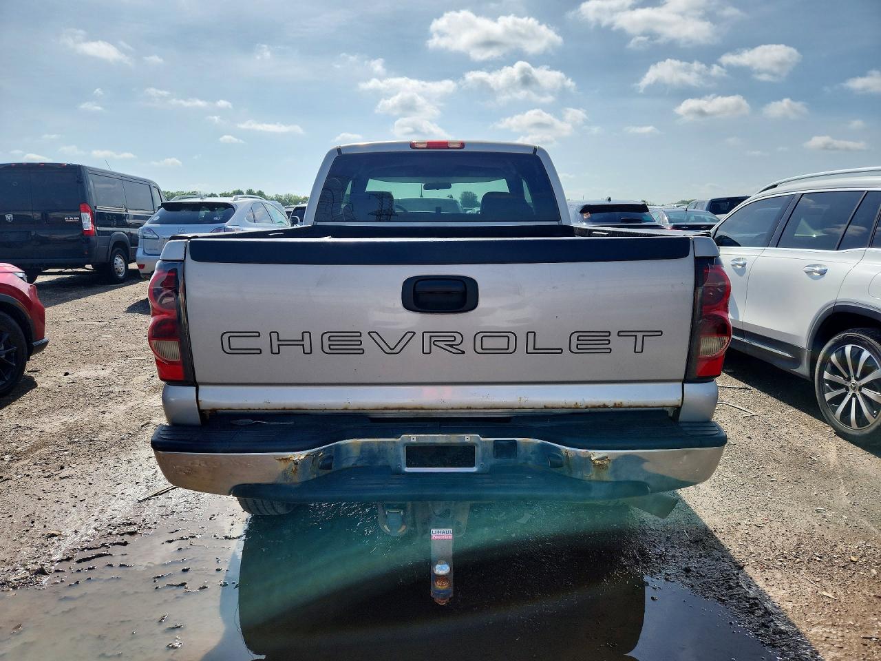 2005 Chevrolet Silverado K2500 Heavy Duty Бежевый vin: 1GCHK29U65E206397