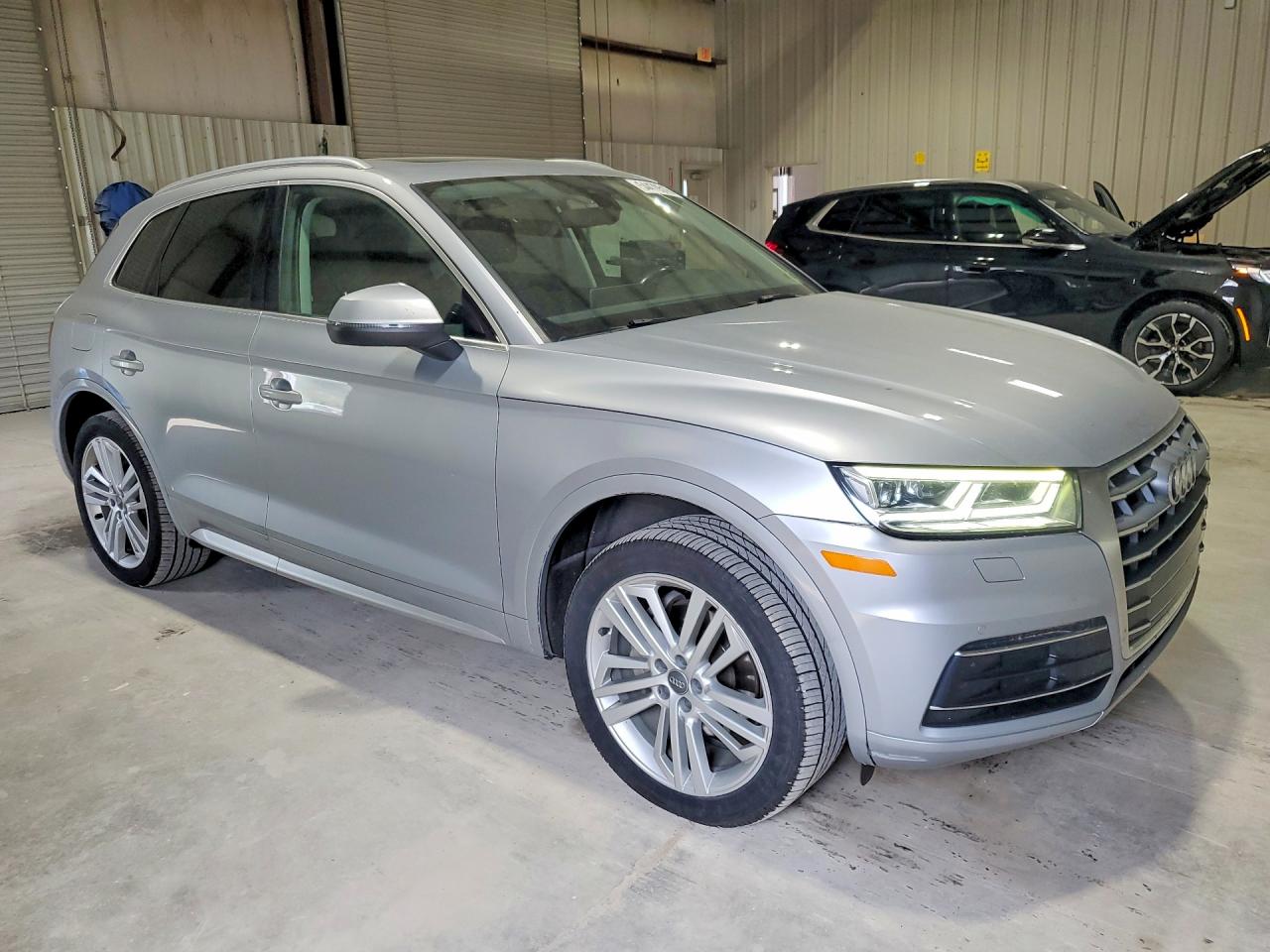 2018 Audi Q5 Premium Plus Silver vin: WA1BNAFY8J2239065
