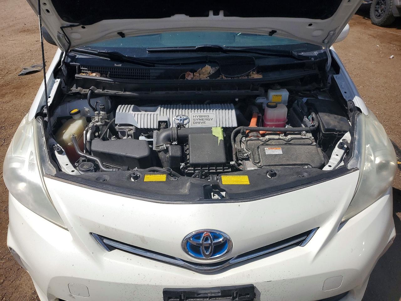 2014 Toyota Prius V Three White vin: JTDZN3EU2E3318245