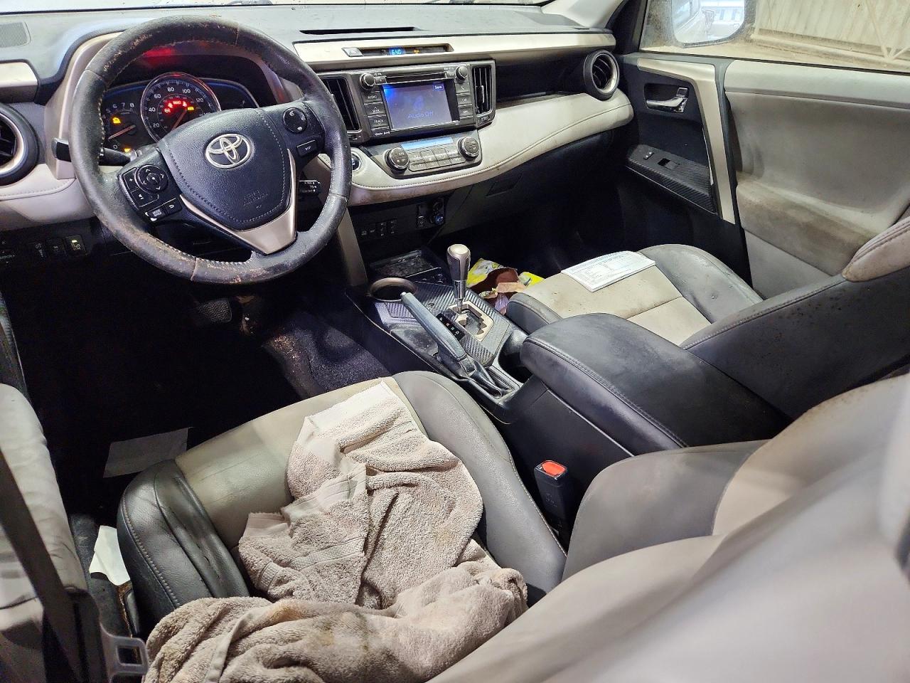 2013 Toyota Rav4 Limited White vin: 2T3YFREV4DW009179