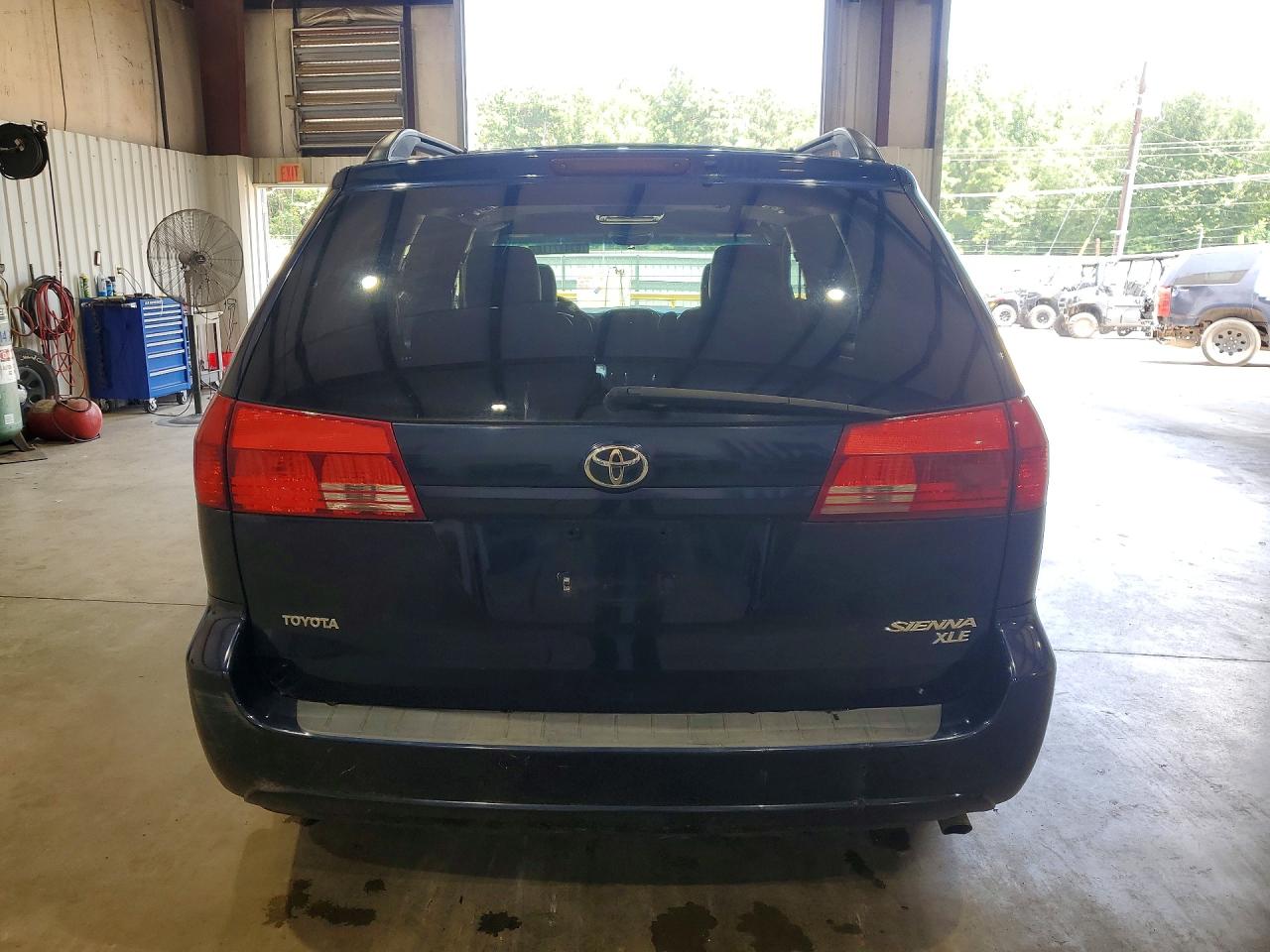 2004 Toyota Sienna Xle 7 Passenger Blue vin: 5TDZA22C44S013313