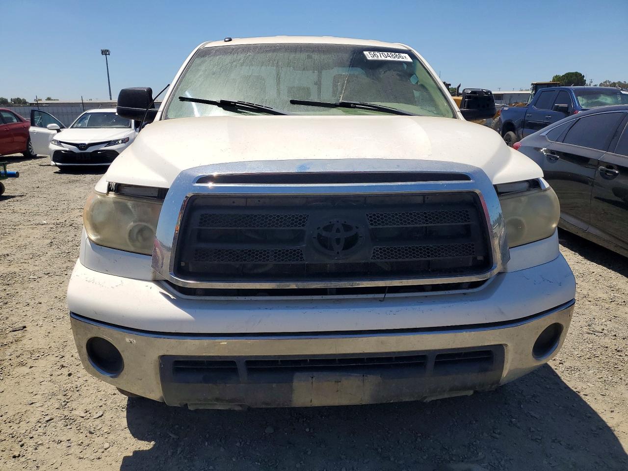 2011 Toyota Tundra Double Cab Sr5 White vin: 5TFUM5F13BX017033