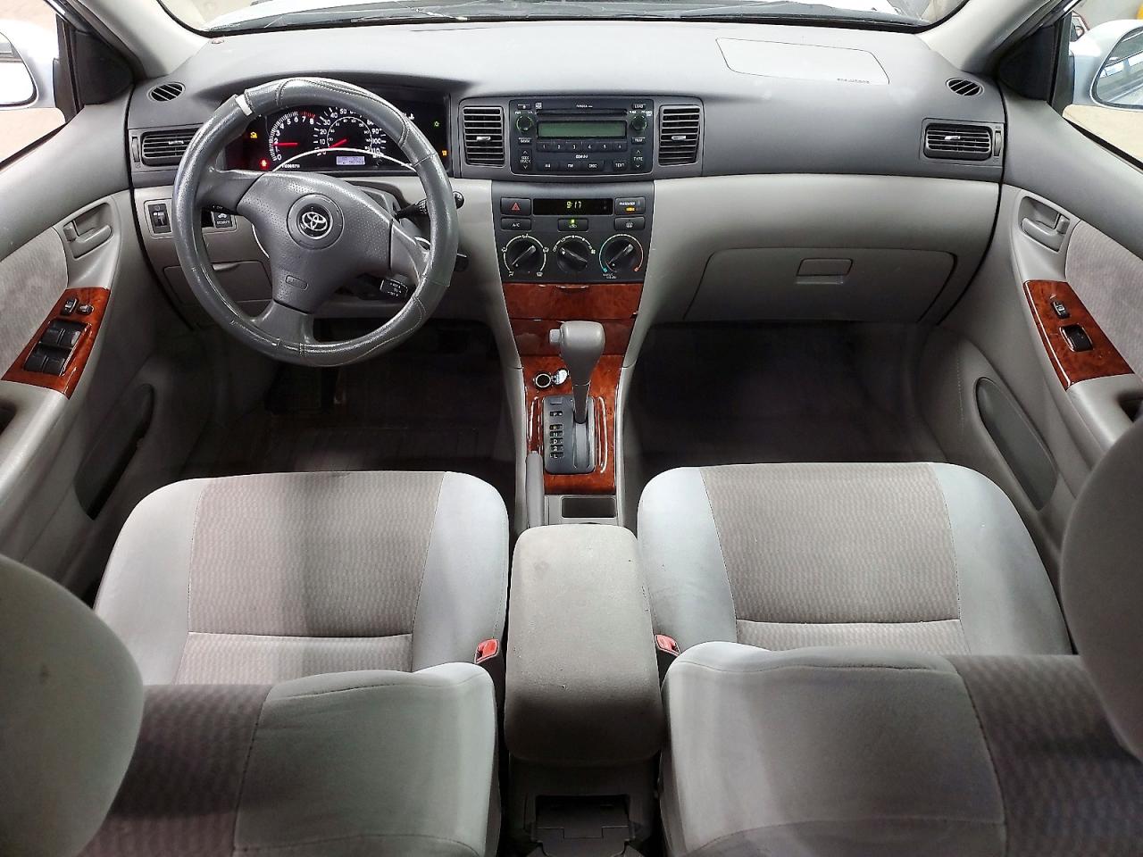 2007 Toyota Corolla Le Gray vin: JTDBR32E970132743