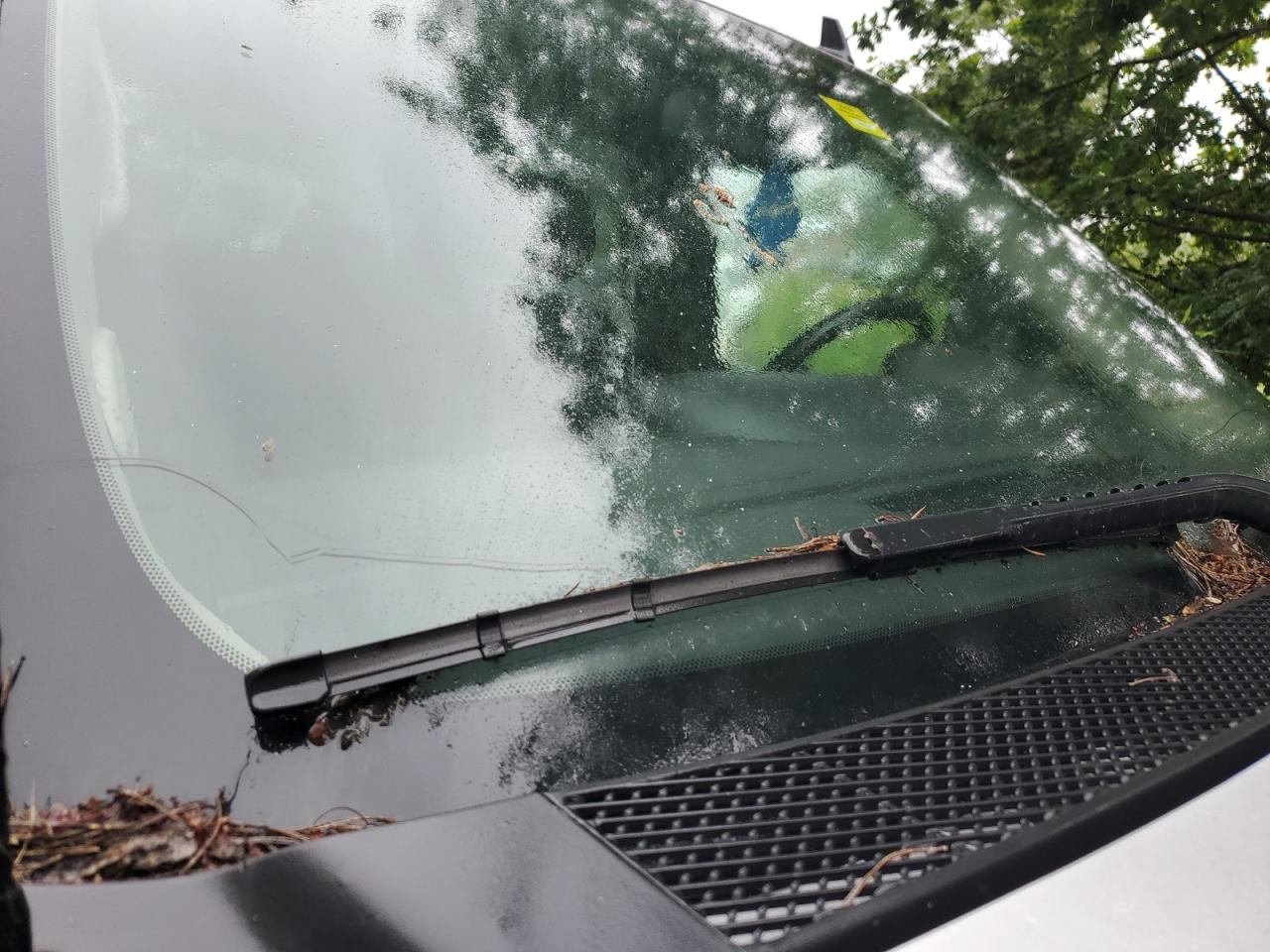 2011 Gmc Sierra K3500 Sle Gray vin: 1GT423CG3BF237183 Damage: Windshield, Broken, Replacement Required