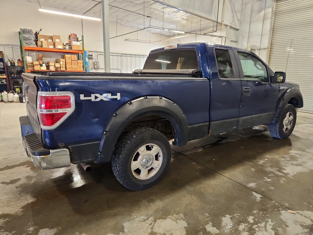 2010 Ford F150 Super Cab Blue vin: 1FTFX1EV4AFB90738