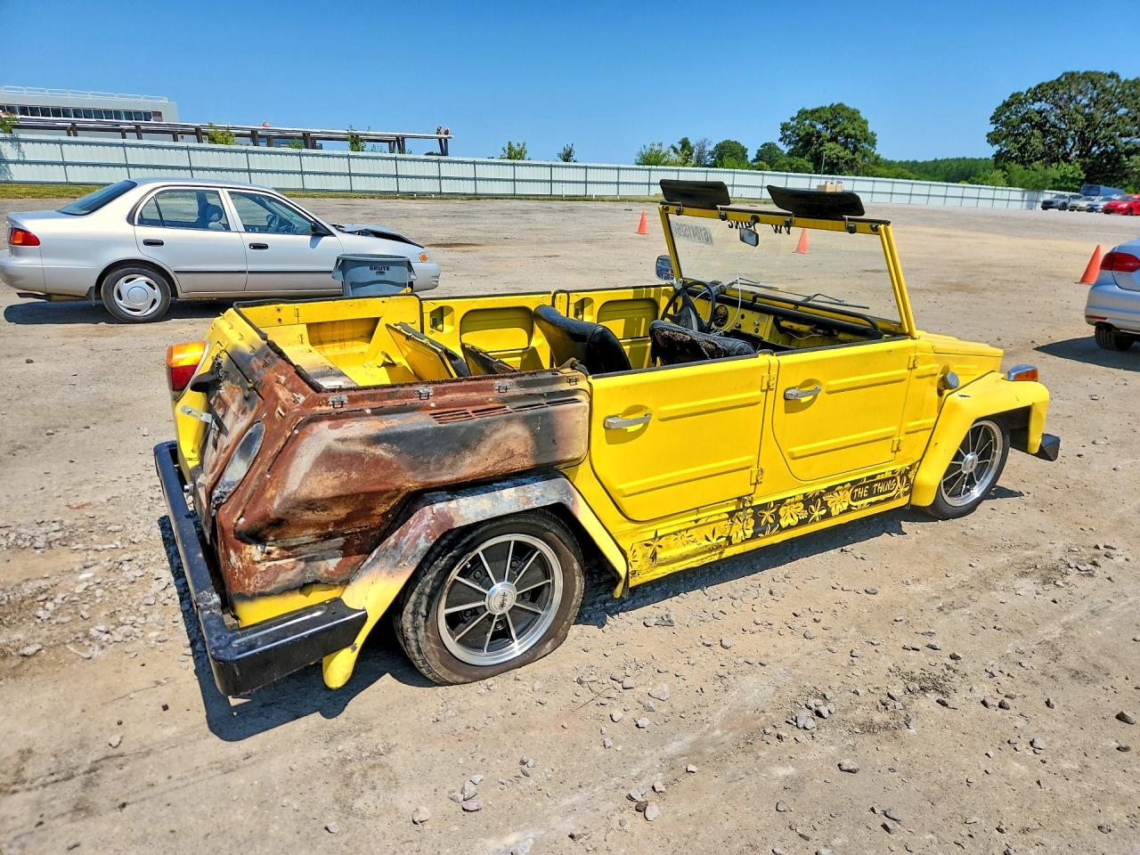 1974 Volkswagen Thing Yellow vin: 1842542739