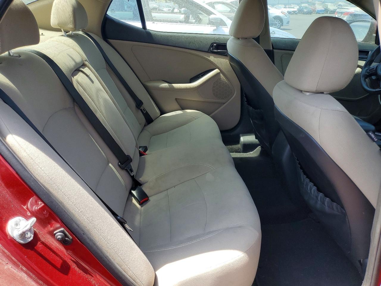 2015 Kia Optima Lx Red vin: 5XXGM4A76FG473575