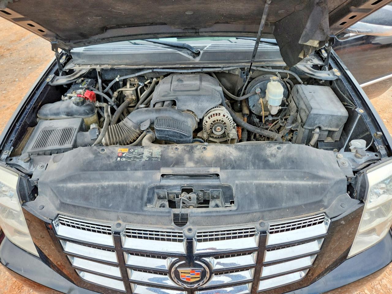 2010 Cadillac Escalade Premium Черный vin: 1GYUKCEF0AR229330
