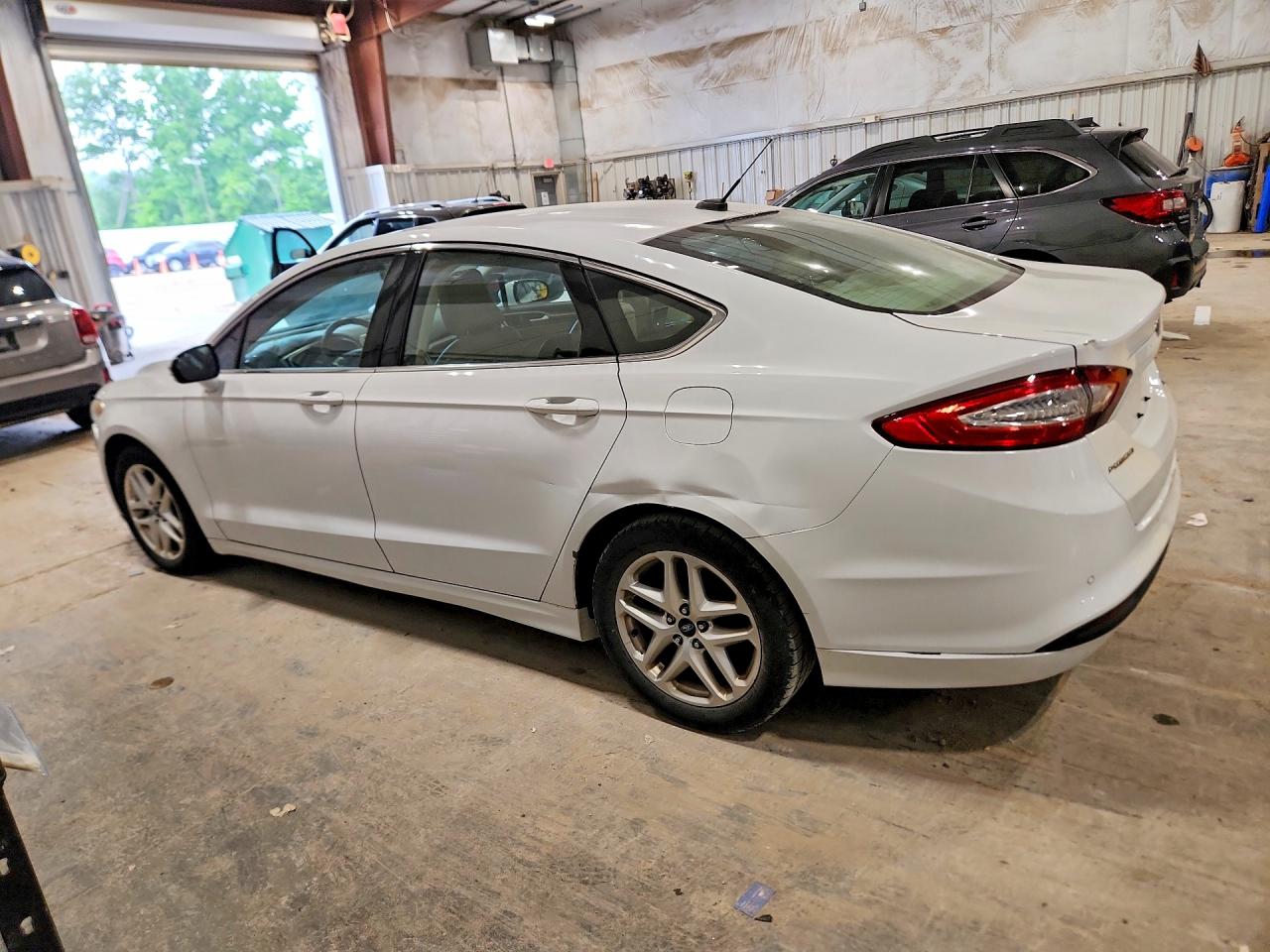 2016 Ford Fusion Se White vin: 1FA6P0HDXG5132327