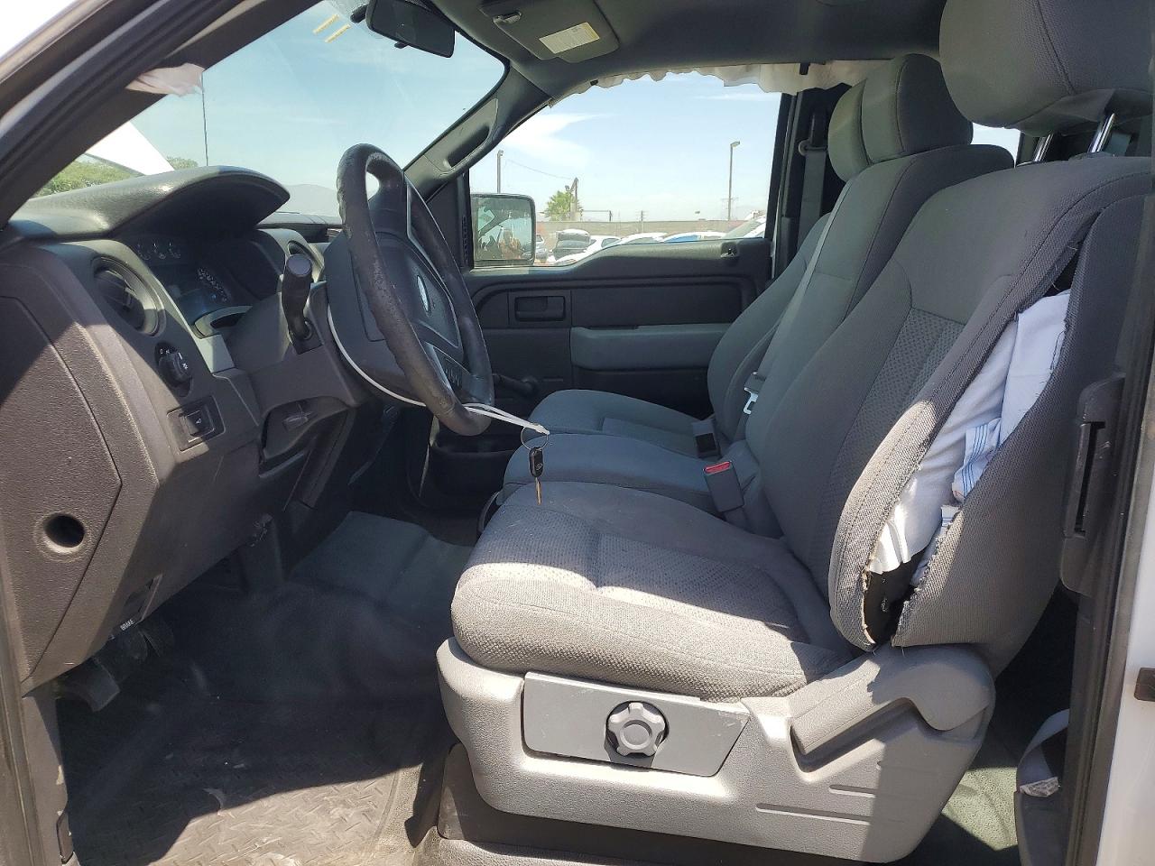 2014 Ford F150 Super Cab White vin: 1FTEX1CM1EFD11396