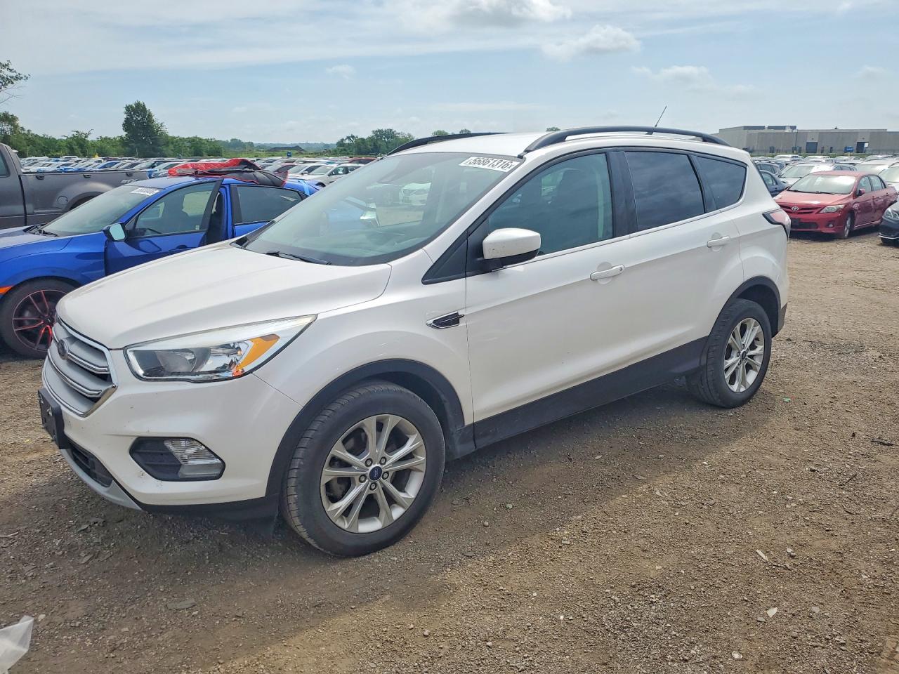 2018 Ford Escape Se White vin: 1FMCU0GD8JUC19062