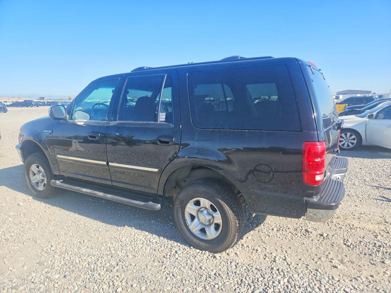 1998 Ford Expedition Black vin: 1FMRU18W7WLC10091