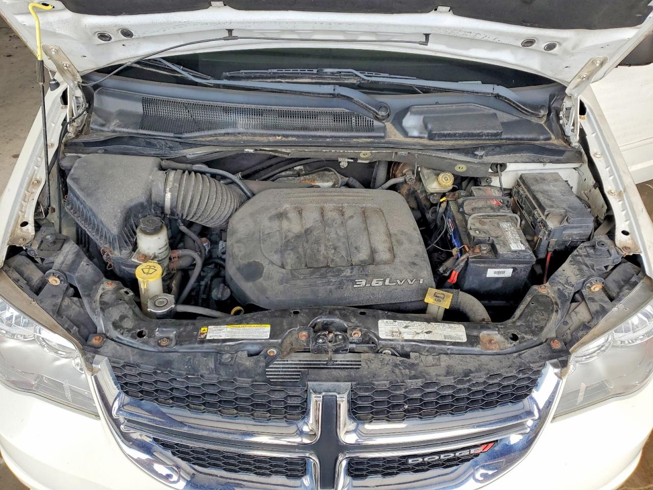2012 Dodge Grand Caravan Se White vin: 2C4RDGBG3CR265231