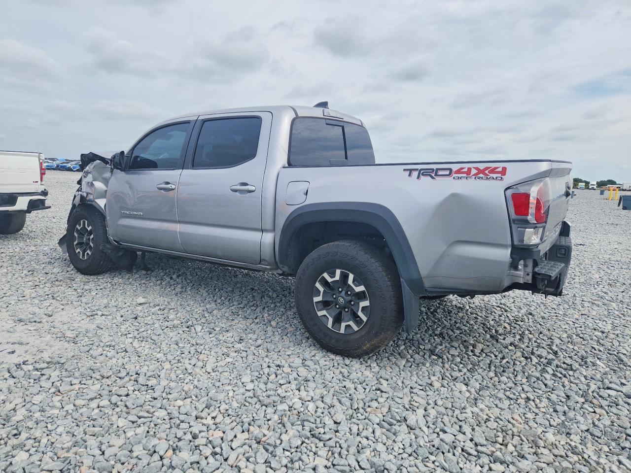 2021 Toyota Tacoma Trd Off-road Silver vin: 3TMCZ5AN4MM391358