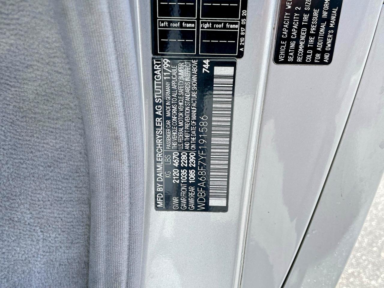 2000 Mercedes-benz Sl 500 Silver vin: WDBFA68F7YF191586