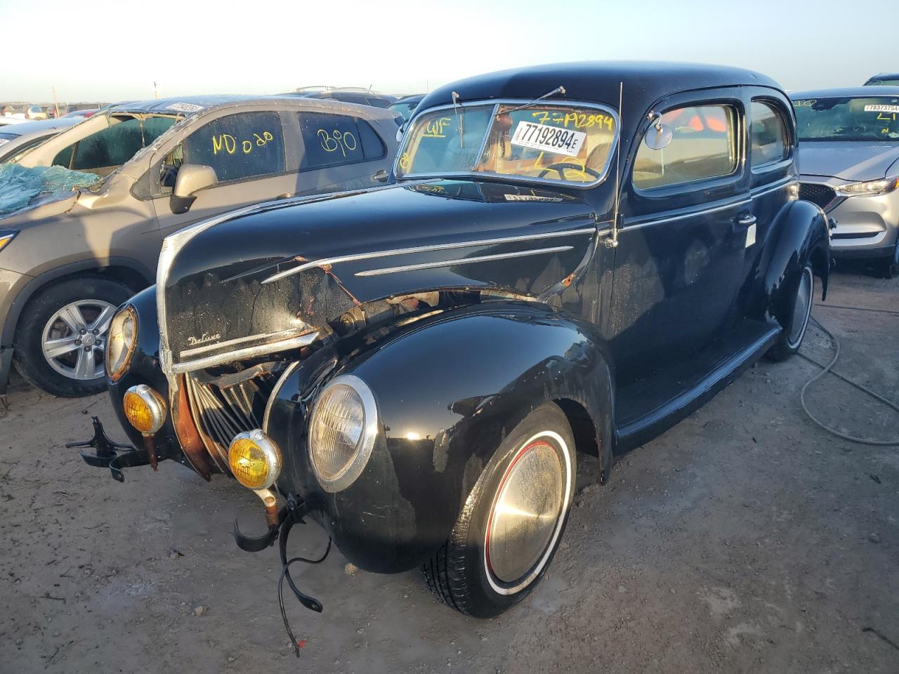 1939 Ford Deluxe Black vin: 18489480