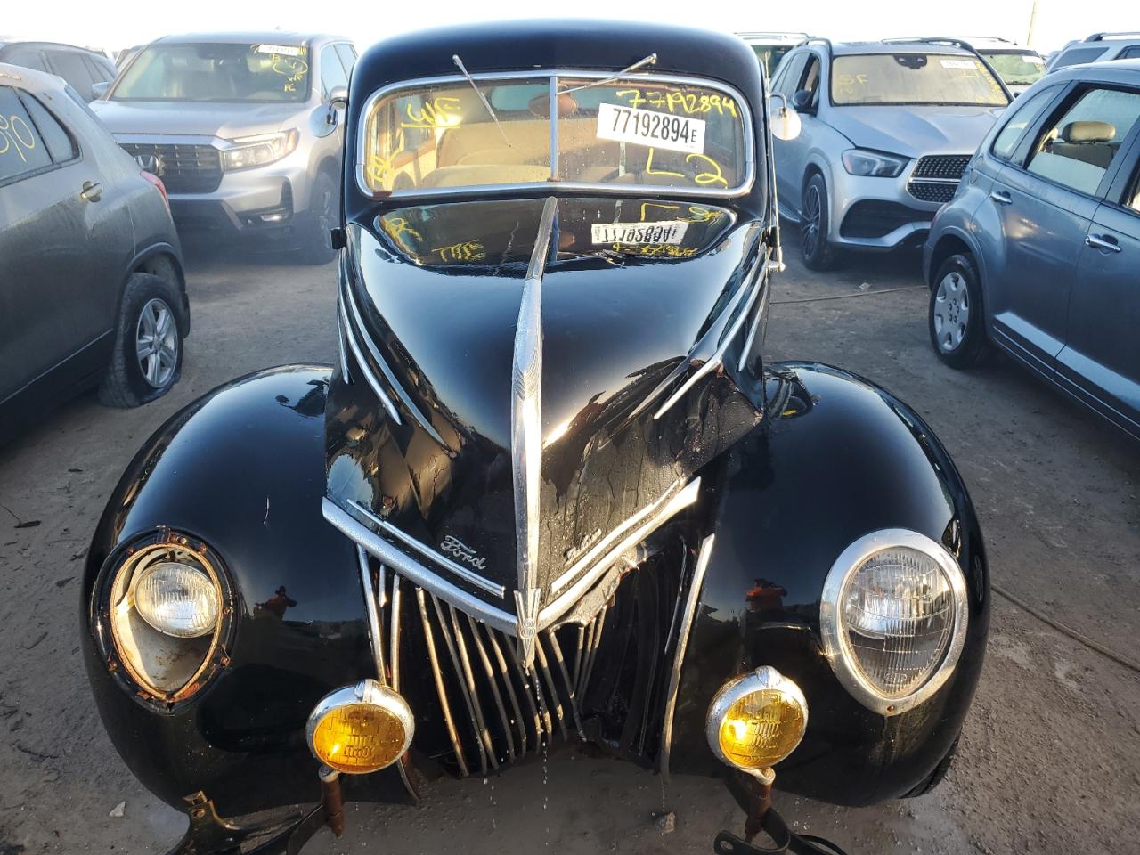 1939 Ford Deluxe Black vin: 18489480