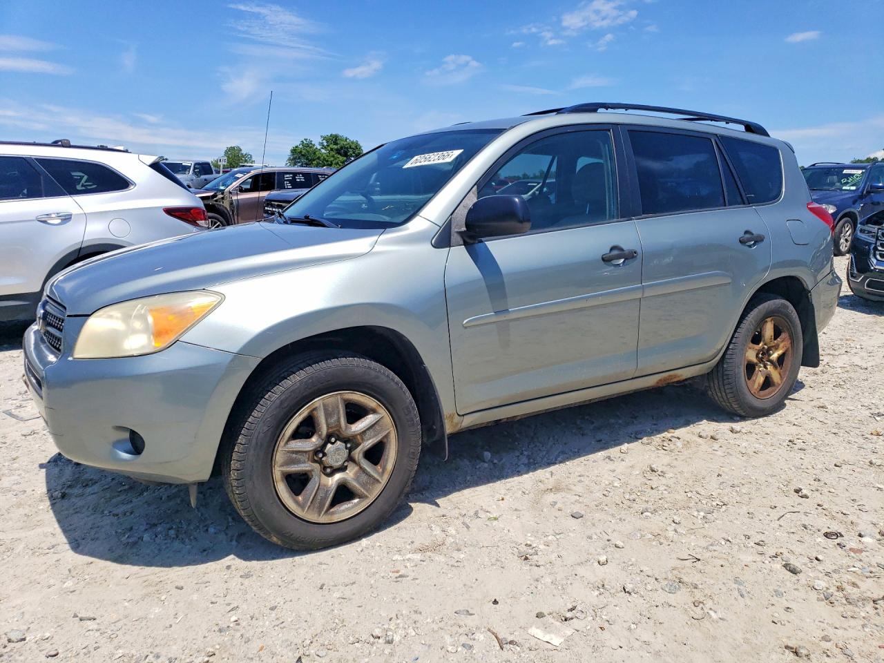 2007 Toyota Rav4 Base Silver vin: JTMBD33V975076819