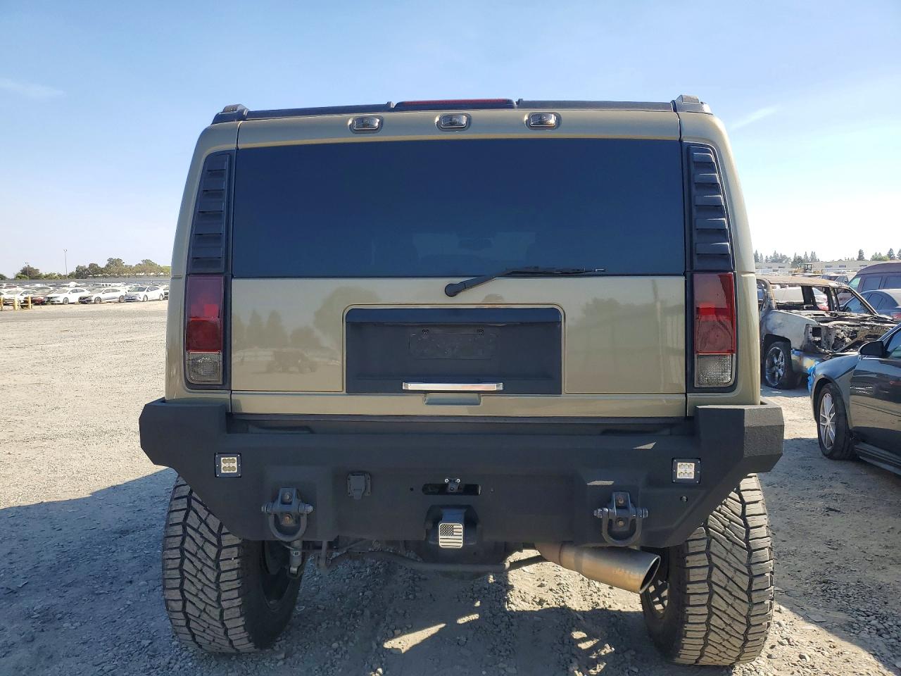2005 Hummer H2 Tan vin: 5GRGN23U25H104734