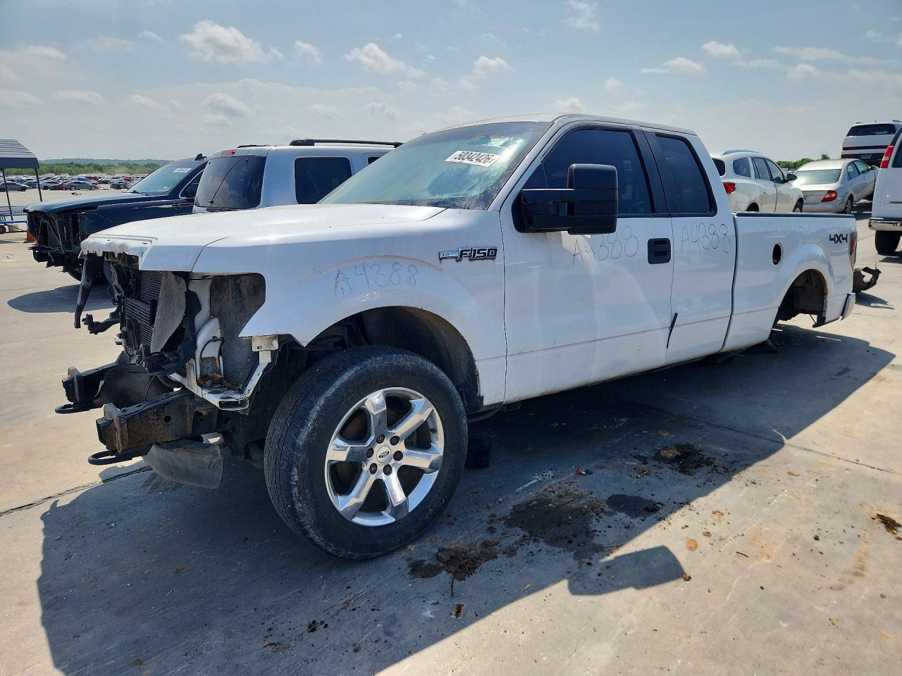 2011 Ford F150 Super Cab White vin: 1FTFX1EF1BFB18907