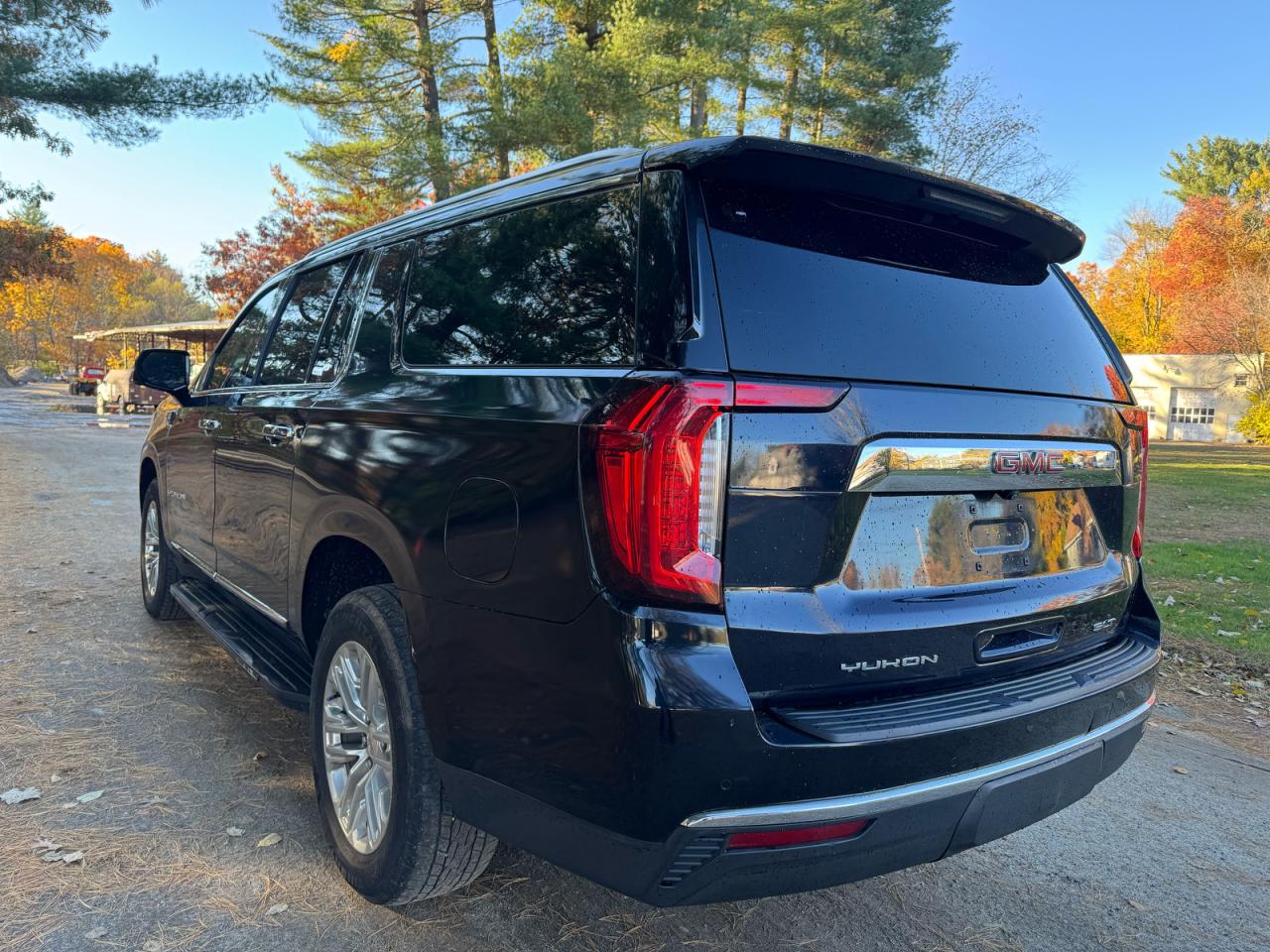 2021 Gmc Yukon Xl K1500 Slt Синий vin: 1GKS2GKD1MR310983