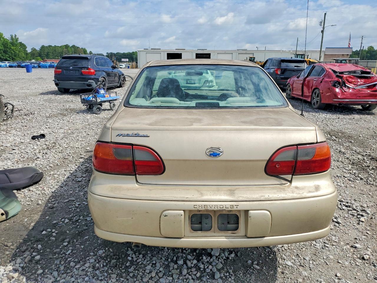 2003 Chevrolet Malibu Gold vin: 1G1ND52J13M617717