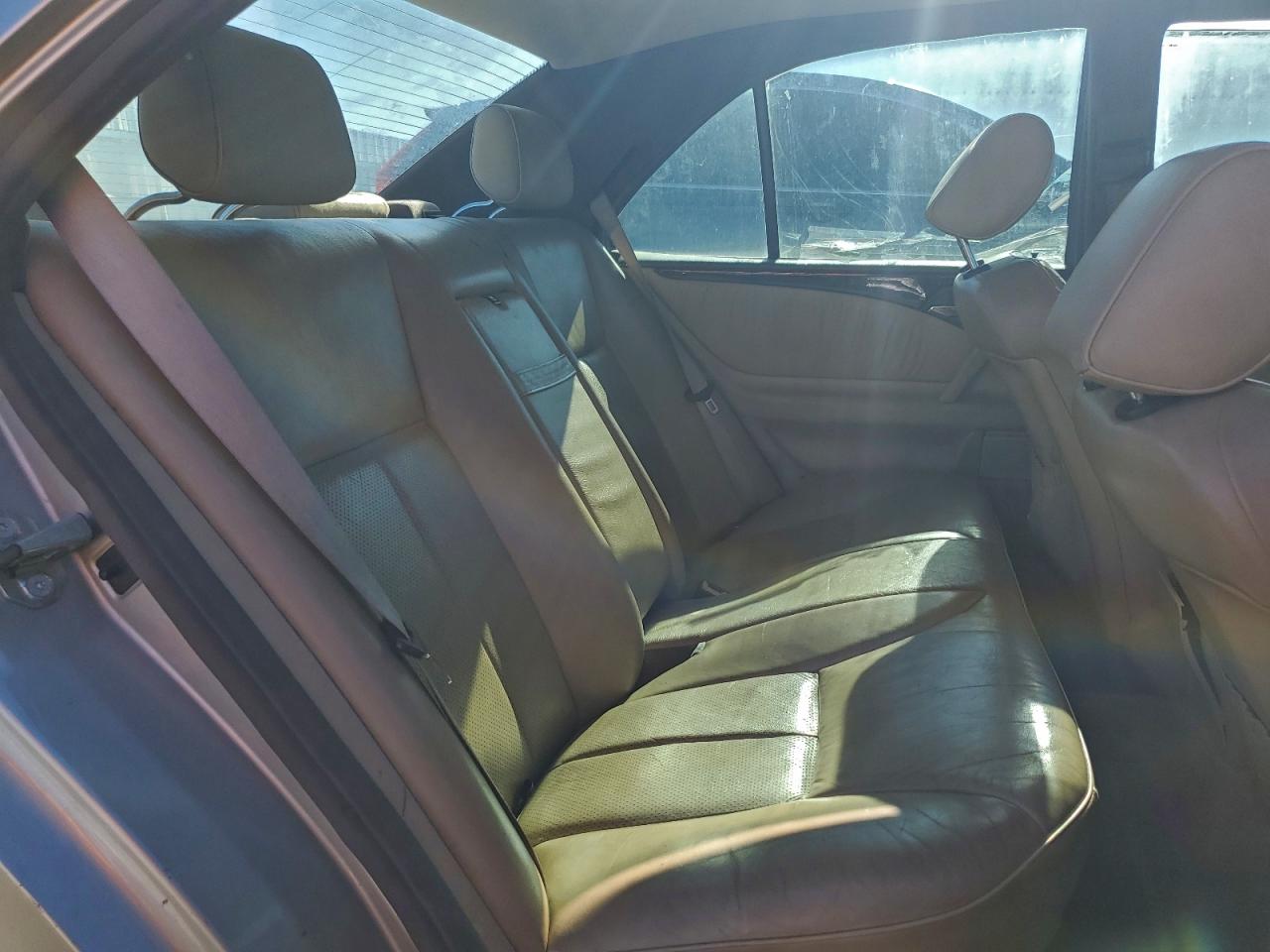 1996 Mercedes-benz E 320 Желто-коричневый vin: WDBJF55FXTJ010822