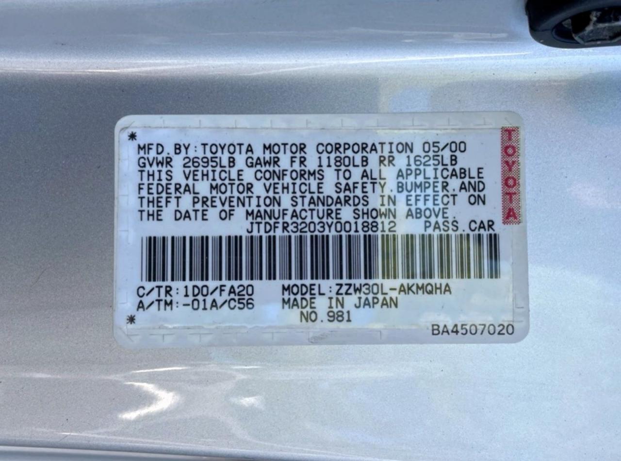 2000 Toyota Mr2 Spyder Silver vin: JTDFR3203Y0018812