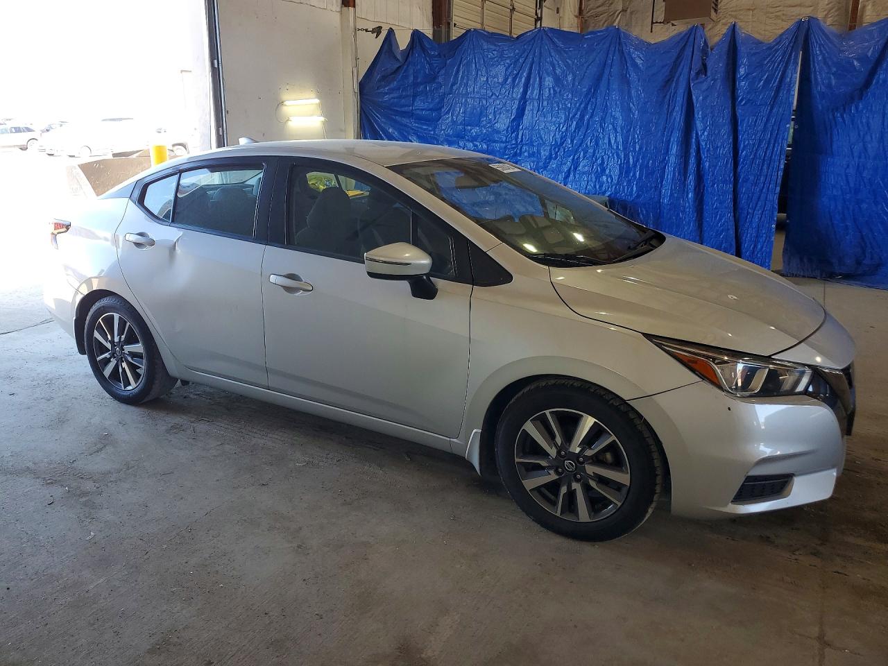 2020 Nissan Versa Sv Серебряный vin: 3N1CN8EV8LL808012