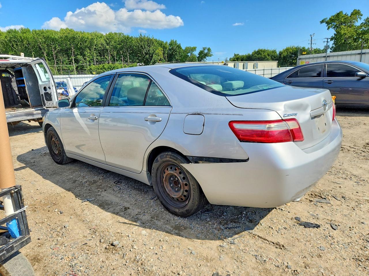 2009 Toyota Camry Base Silver vin: 4T1BE46K89U275952