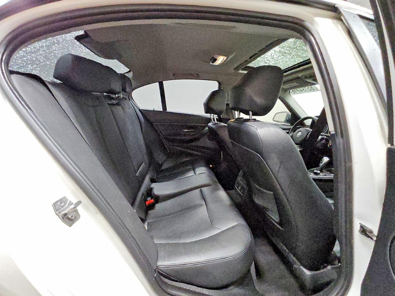 2013 Bmw 328 Xi Белый vin: WBA3B3C55DJ698277
