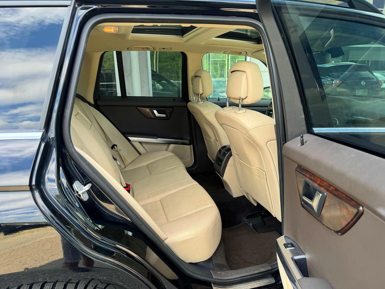 2013 Mercedes-benz Glk 350 4matic Black vin: WDCGG8JB6DG020639