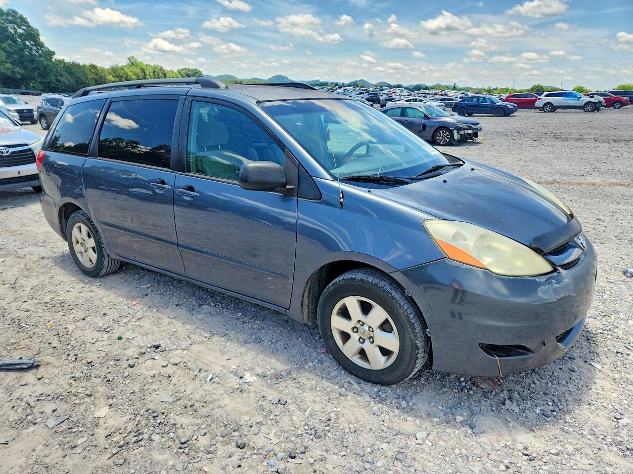 2006 Toyota Sienna Le 7 Passenger Blue vin: 5TDZA23C96S453108